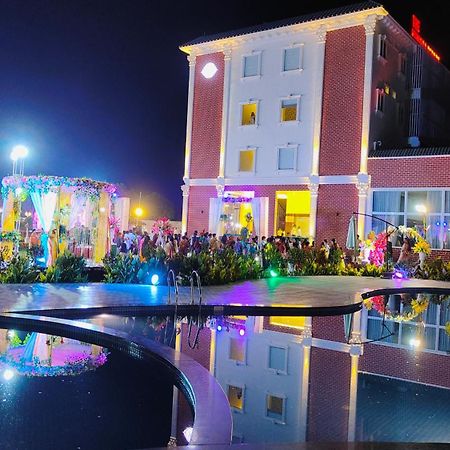 The Kamoda Resort Ambikapur Экстерьер фото