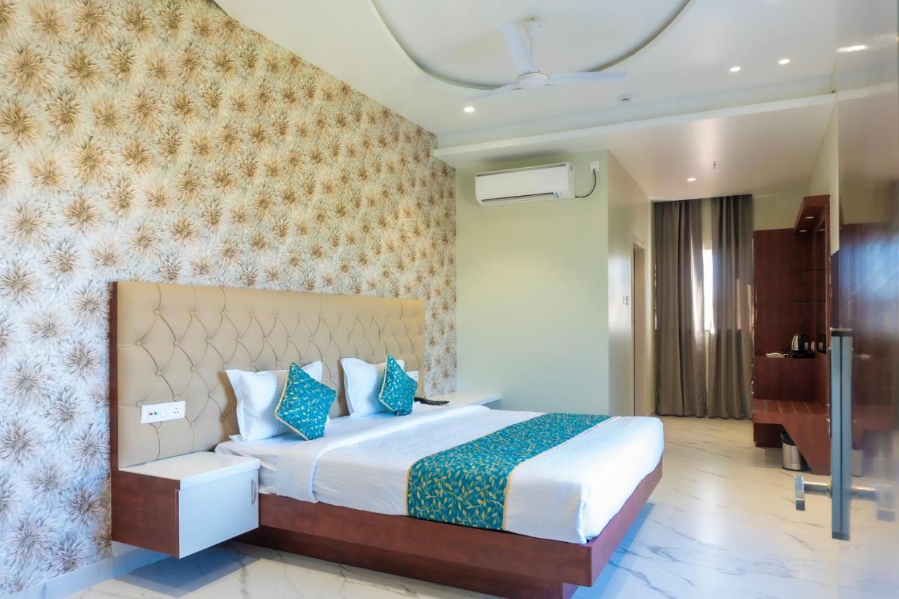 The Kamoda Resort Ambikapur Экстерьер фото